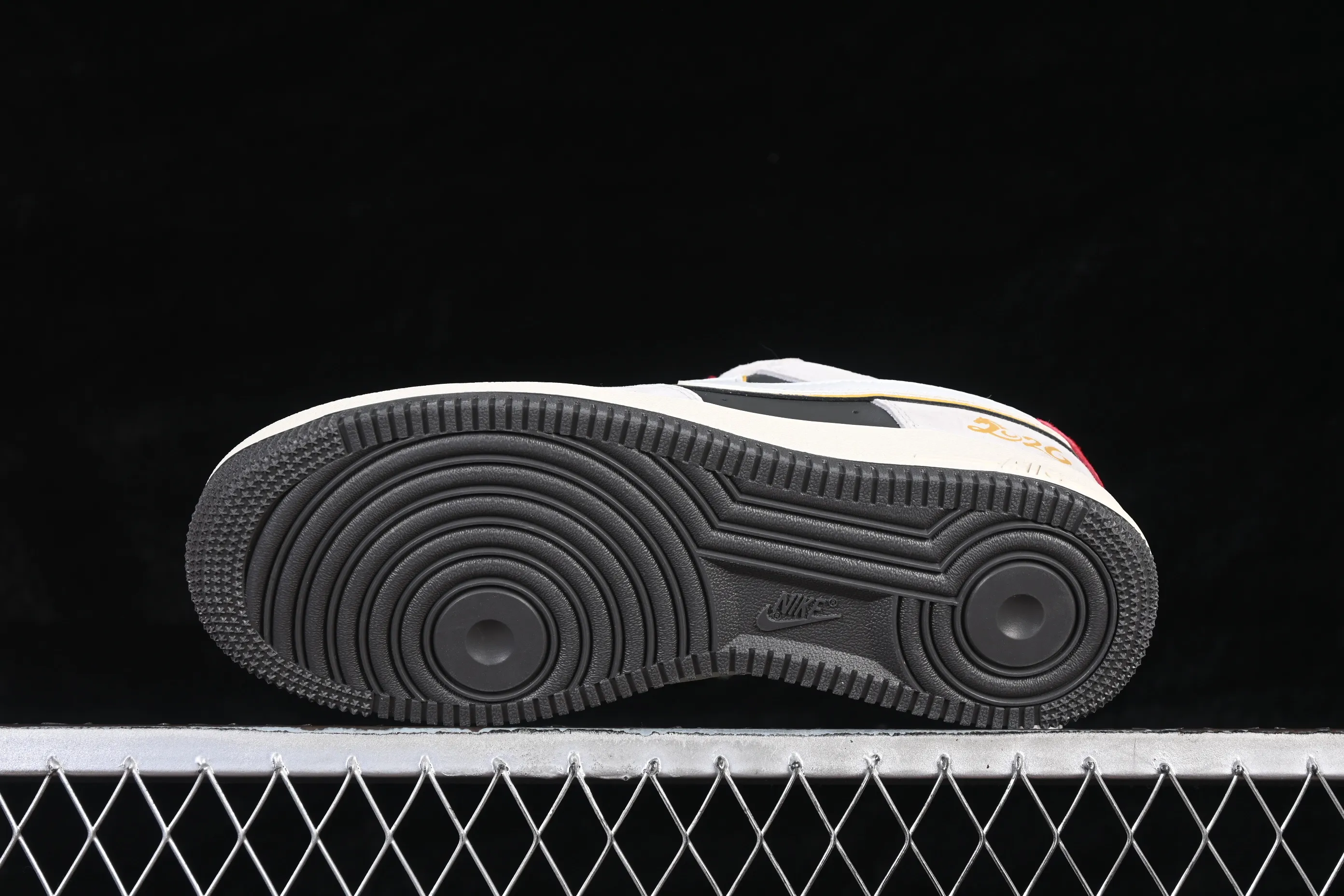 All Categories Nk Air Force 1 Air Force Series Nk Air Force 1 Low Air Force Low Nike Air Force 1'07 Low Year of the Horse limited edition white and gray Chinese style Air Force 1 low-top casual sneakers KD1688-006